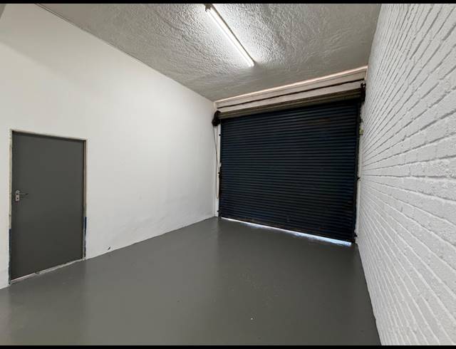 399M² WAREHOUSE TO LET IN BARBEQUE DOWNS